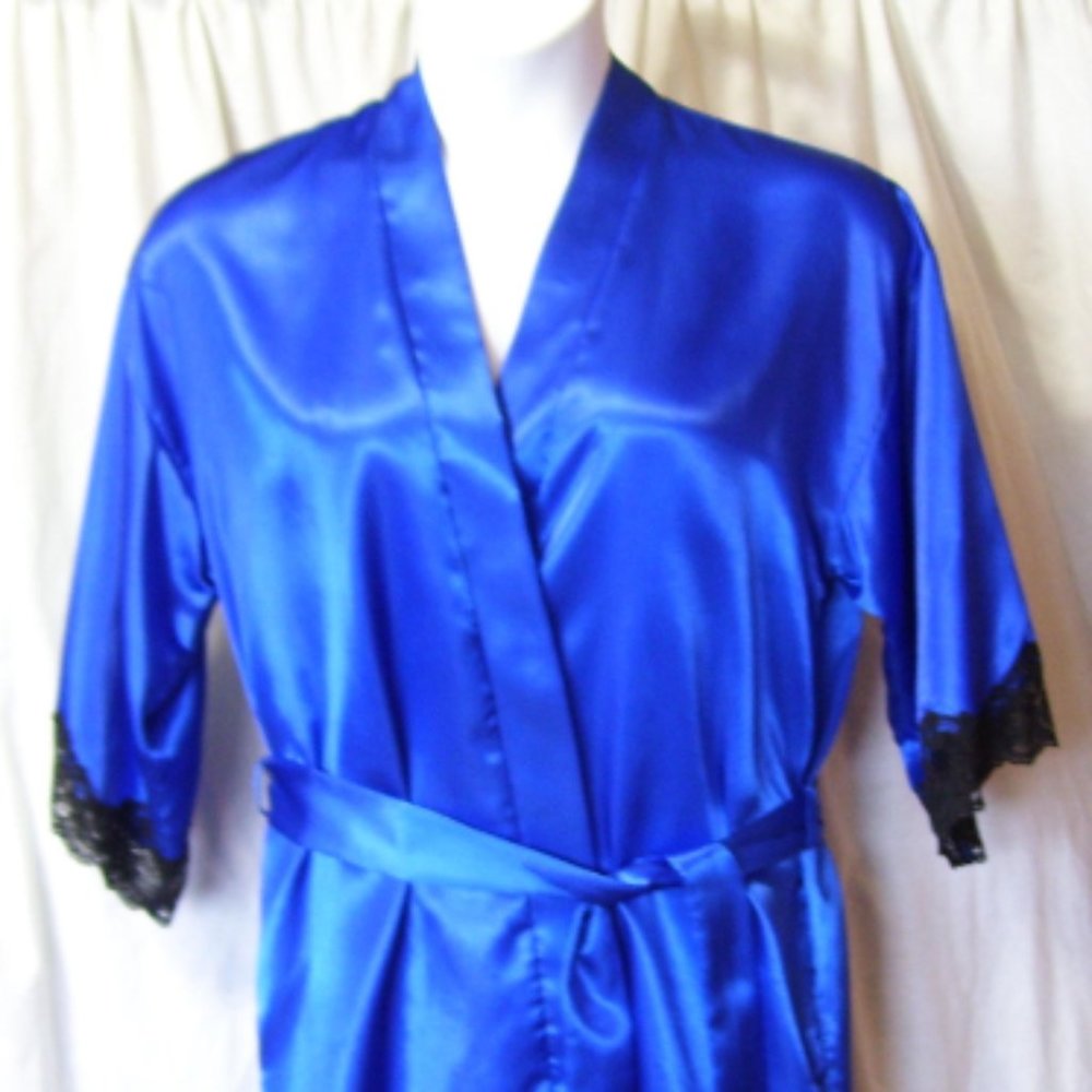 Frederick's Of Hollywood Sapphire Blue Short Satin Kimono/Wrap Robe NWOT…